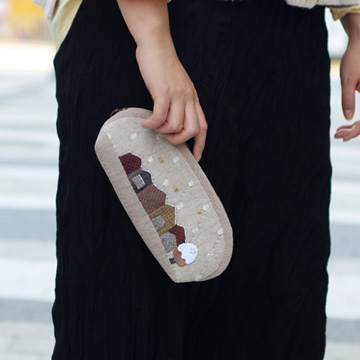 [바이핸즈] 퀼트패키지 소품 - 눈꽃마을 파우치 겸 필통 (개)