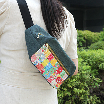 [바이핸즈] 퀼트패키지 가방 - 피드색 사각 슬링백 (개)