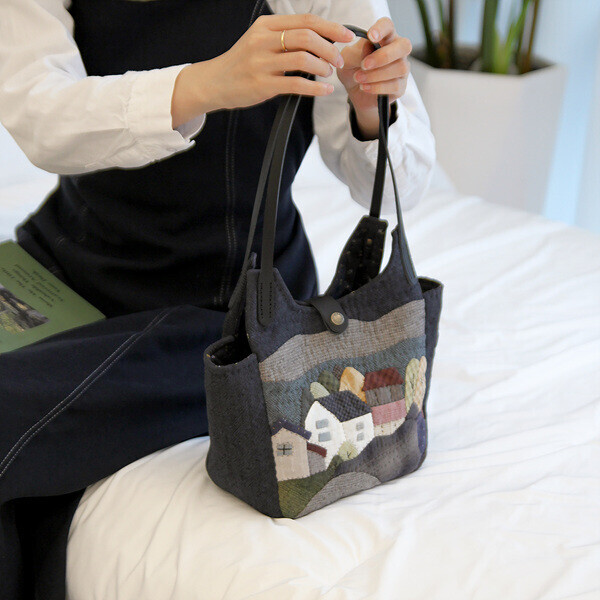 [바이핸즈] 퀼트패키지 가방 - 푸르른 언덕 숄더백