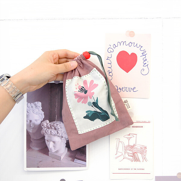 [바이핸즈] 퀼트패키지 소품 - 모던플라워 스트링 파우치 (핑크)