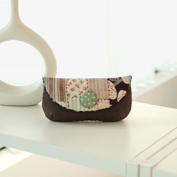 [바이핸즈] 퀼트패키지 소품 - 믹스플라워 패치 안경케이스