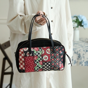 [바이핸즈] 퀼트패키지 가방 - 앤틱플라워 토트백 (개)