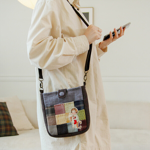 [바이핸즈] 퀼트패키지 가방 - 감성체크 숄더백 (개)