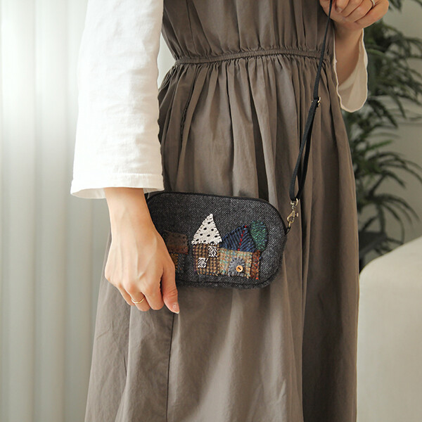 [바이핸즈] 퀼트패키지 가방 - 하우스 울체크 파우치겸 미니가방