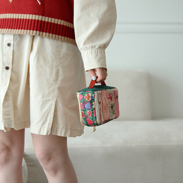 [바이핸즈] 퀼트패키지 소품 - 로즈 사각 파우치