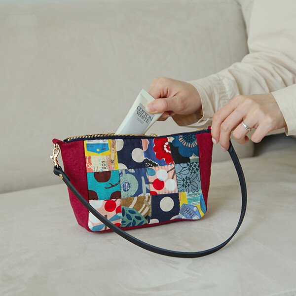 [바이핸즈] 퀼트패키지 가방 - 하프린넨 스퀘어 미니백