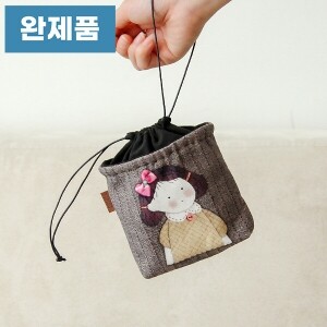 [바이핸즈] 퀼트완제품 소품 - 민지 조리개 파우치 (개)