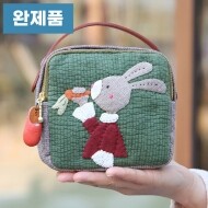 [바이핸즈] 퀼트완제품 가방 - 캐롯 파우치 겸 미니가방 (개)